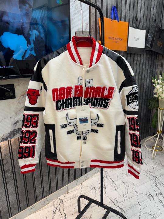 NBA Chicago Bulls Imported Varsity Jacket